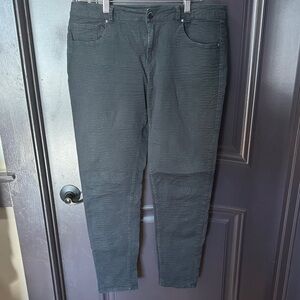H&M Charcoal Cropped Jeans